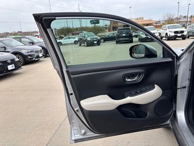 Certified 2023 Honda HR-V LX image 10