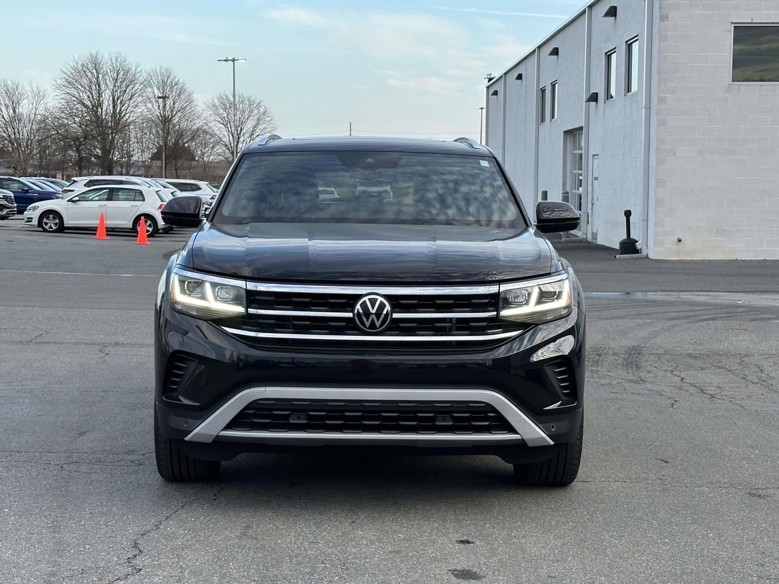 Used 2023 Volkswagen Atlas Cross Sport SEL image 8