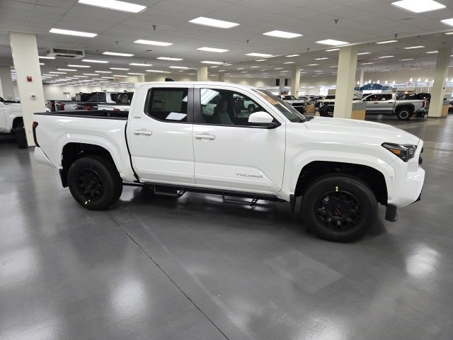 New 2025 Toyota Tacoma SR5 image 6