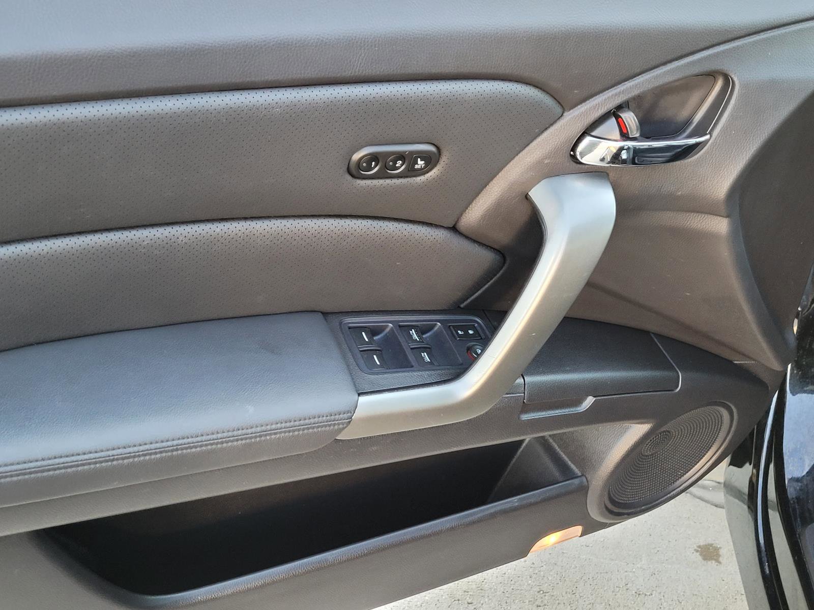 Used 2011 Acura RDX w/ Technology Package image 4