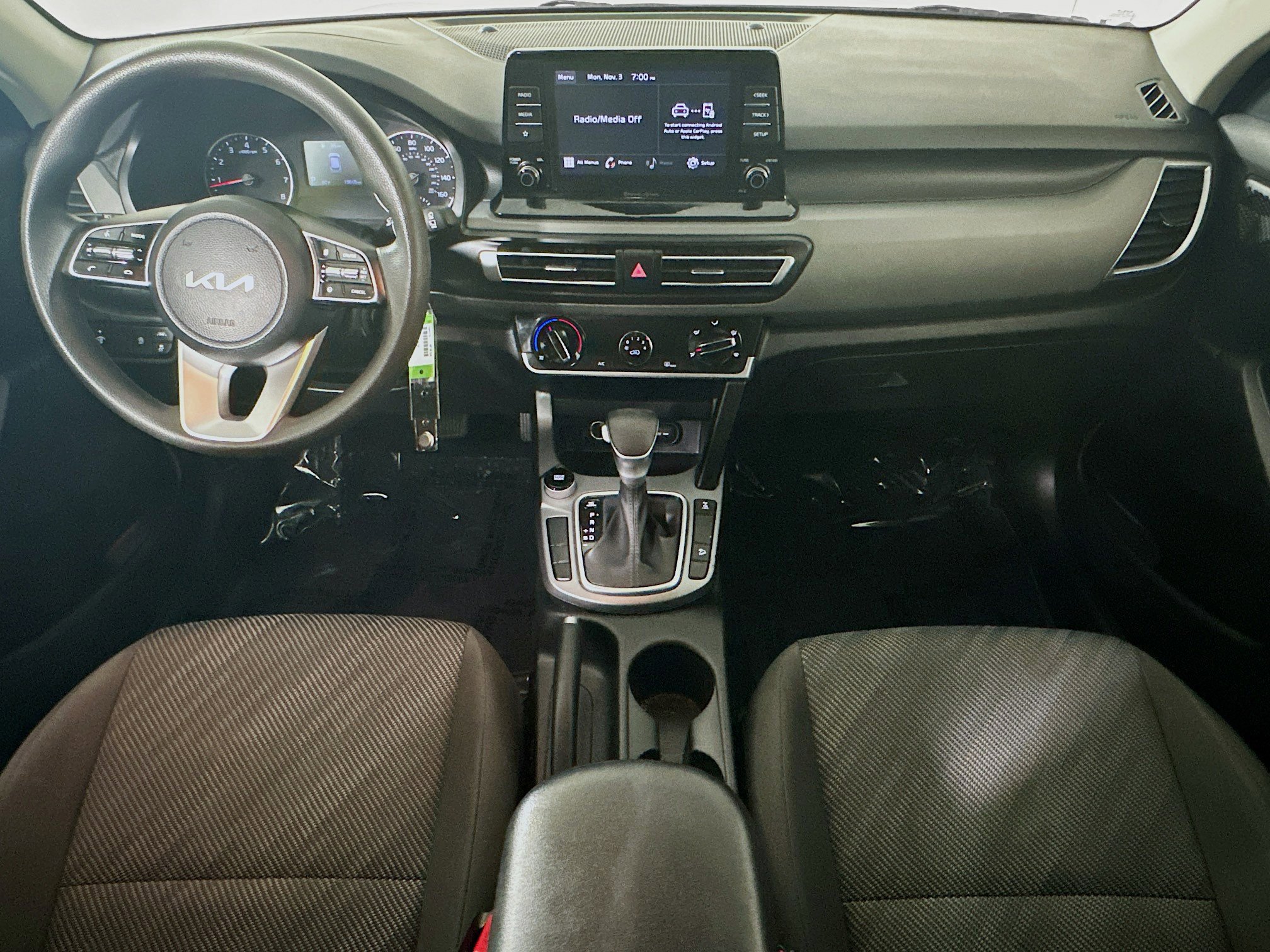 Used 2023 Kia Seltos LX image 26