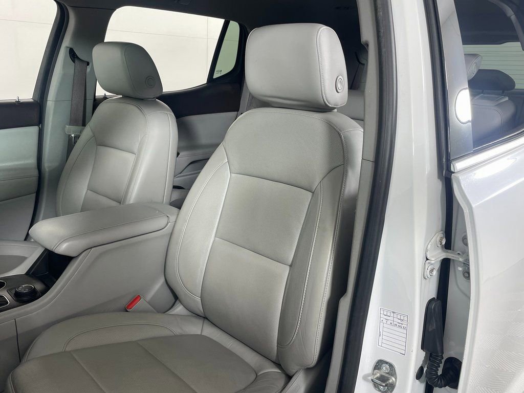 Used 2017 GMC Acadia SLT image 23