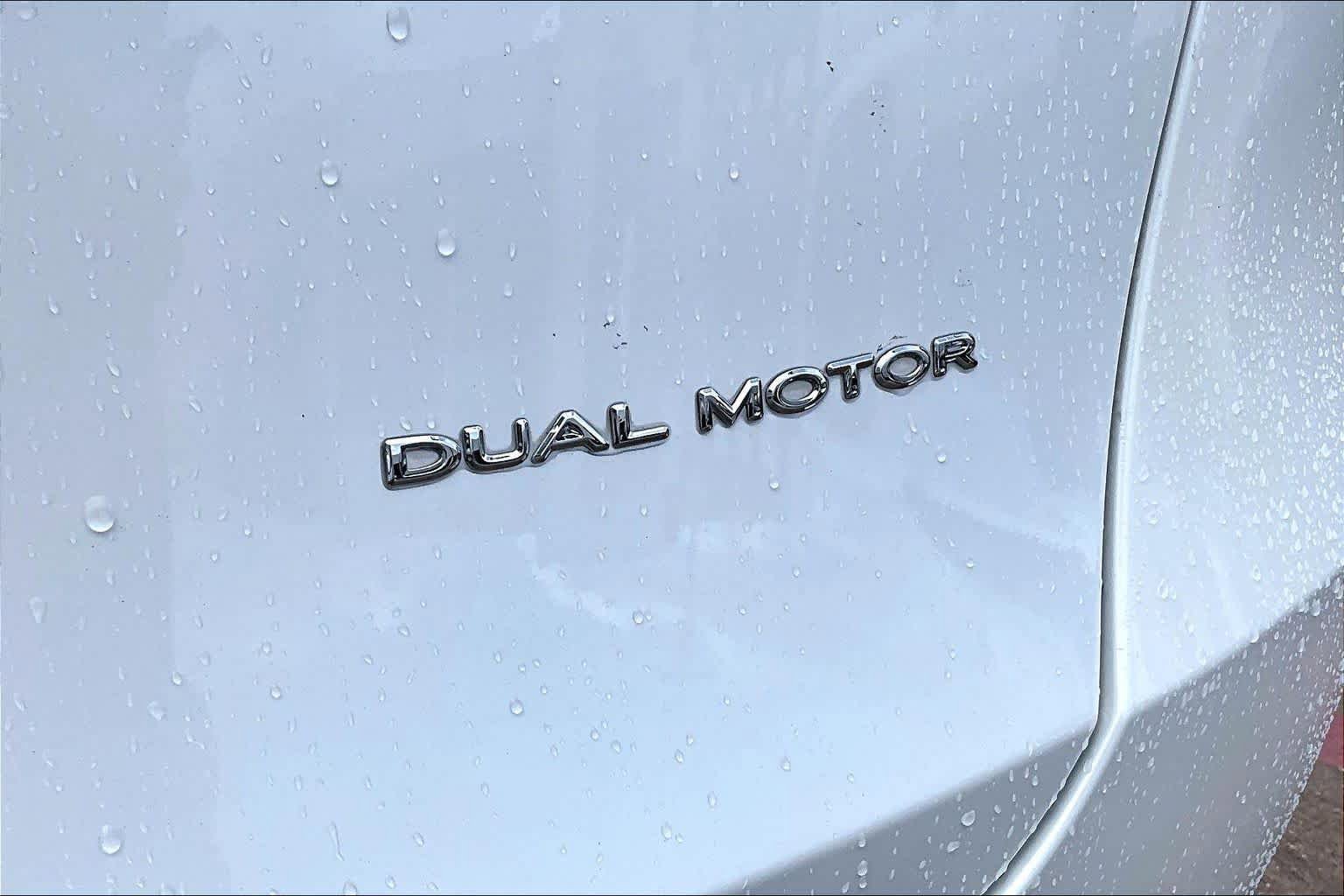 Used 2020 Tesla Model Y Long Range AWD/4WD image 8