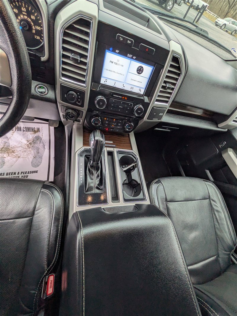 Used 2016 Ford F150 Lariat w/ Max Trailer Tow Package image 23