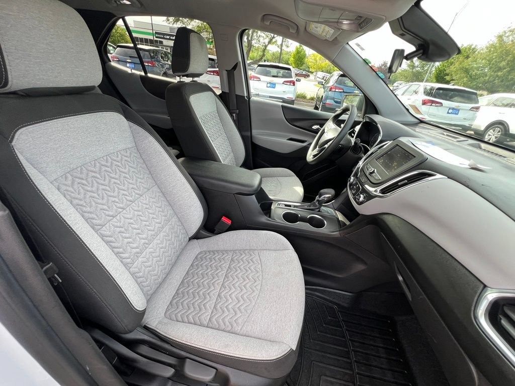 Used 2022 Chevrolet Equinox LS w/ LS Convenience Package FWD image 26