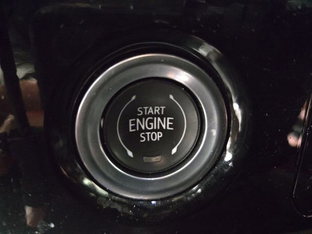 Used 2023 GMC Sierra 1500 Elevation image 25