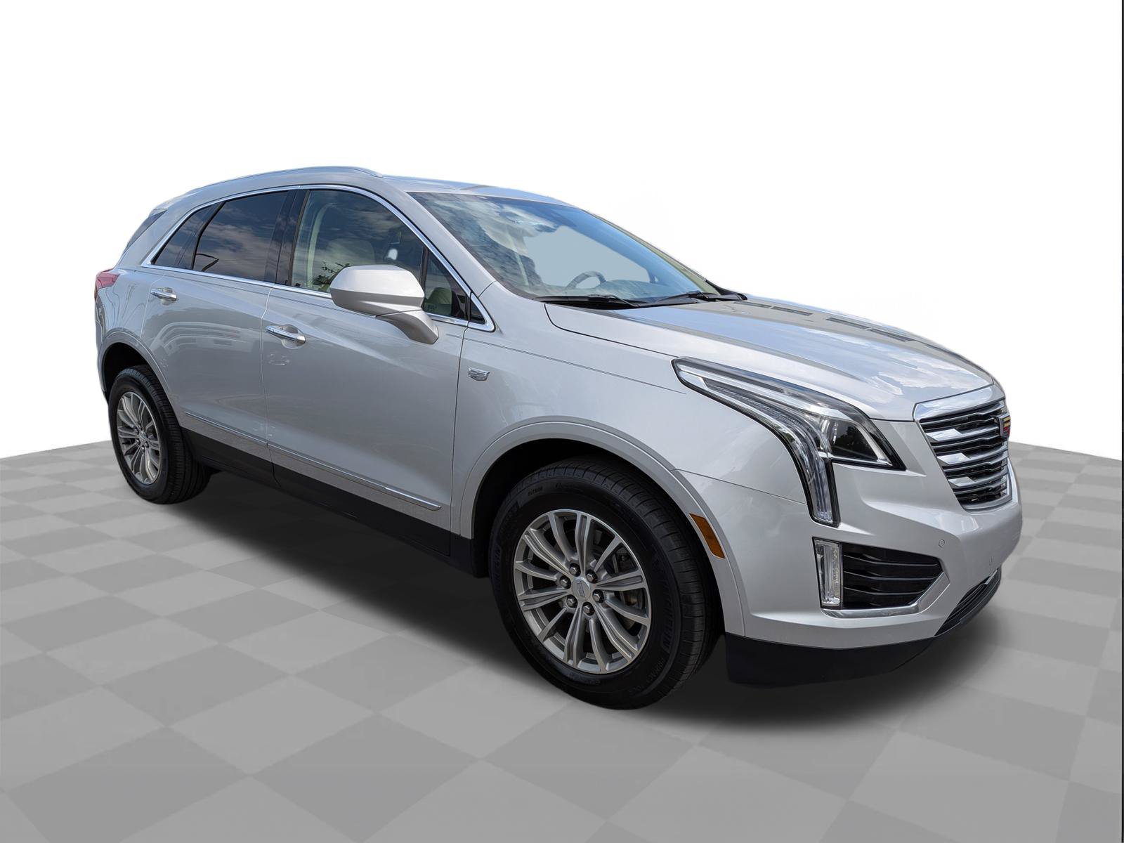 Certified 2019 Cadillac XT5 Luxury FWD image 2