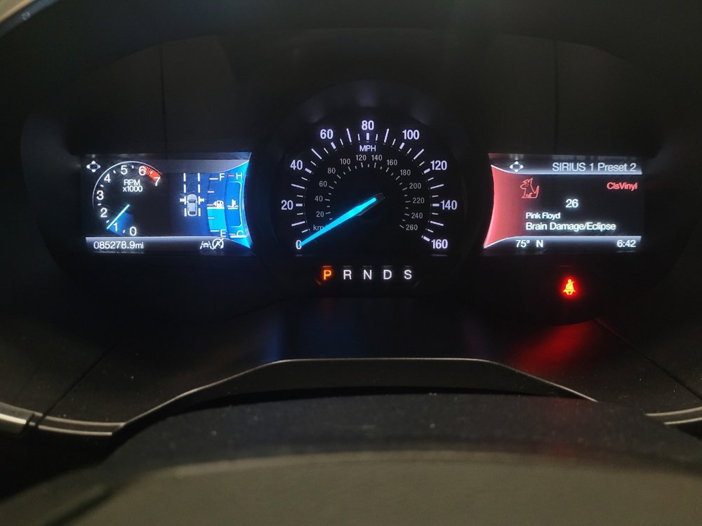 Used 2019 Ford Edge Titanium AWD/4WD image 23
