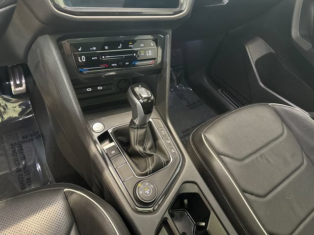 Used 2022 Volkswagen Tiguan SEL R-Line AWD/4WD image 27