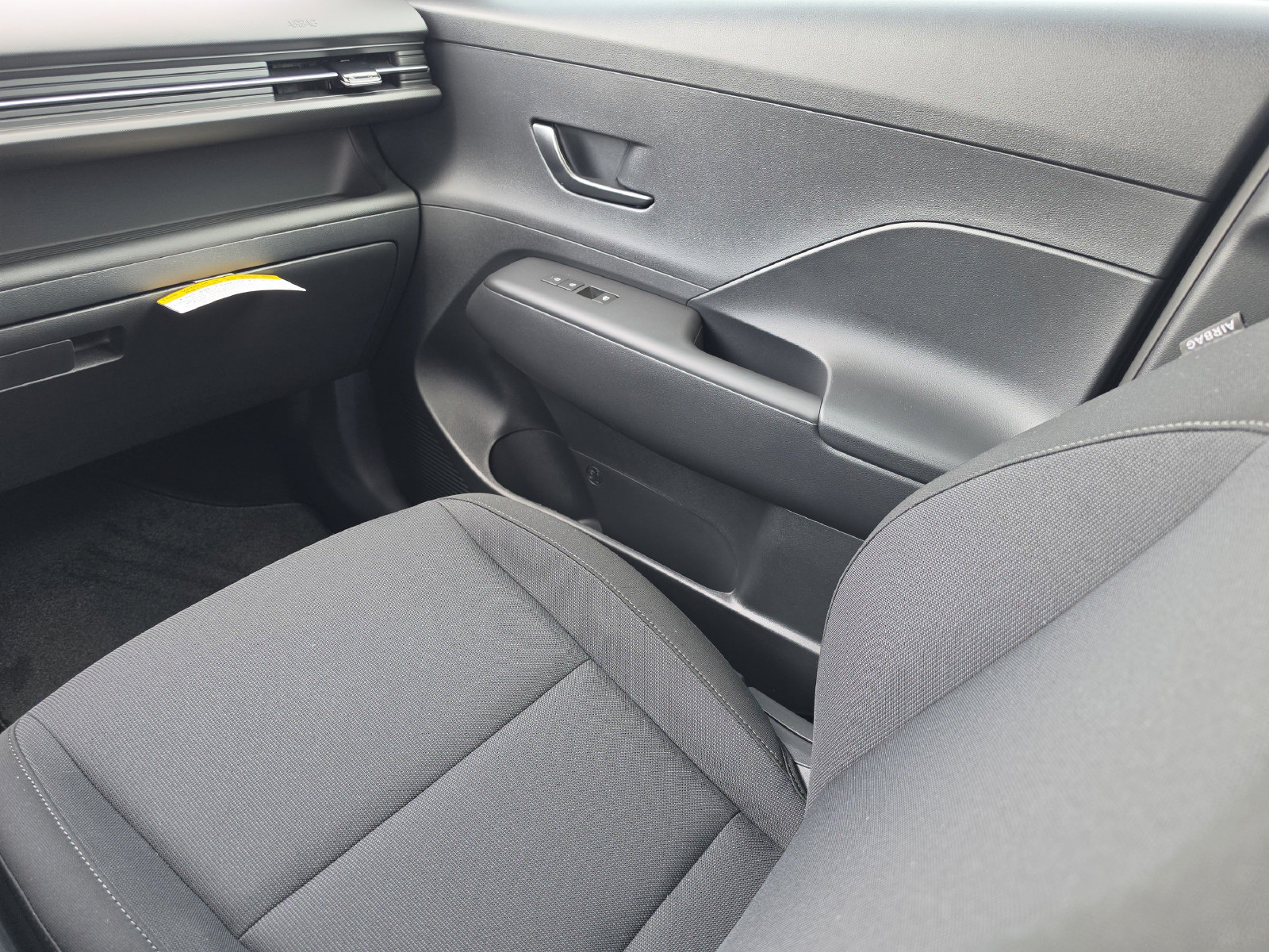 New 2027 Hyundai Kona SE FWD image 18