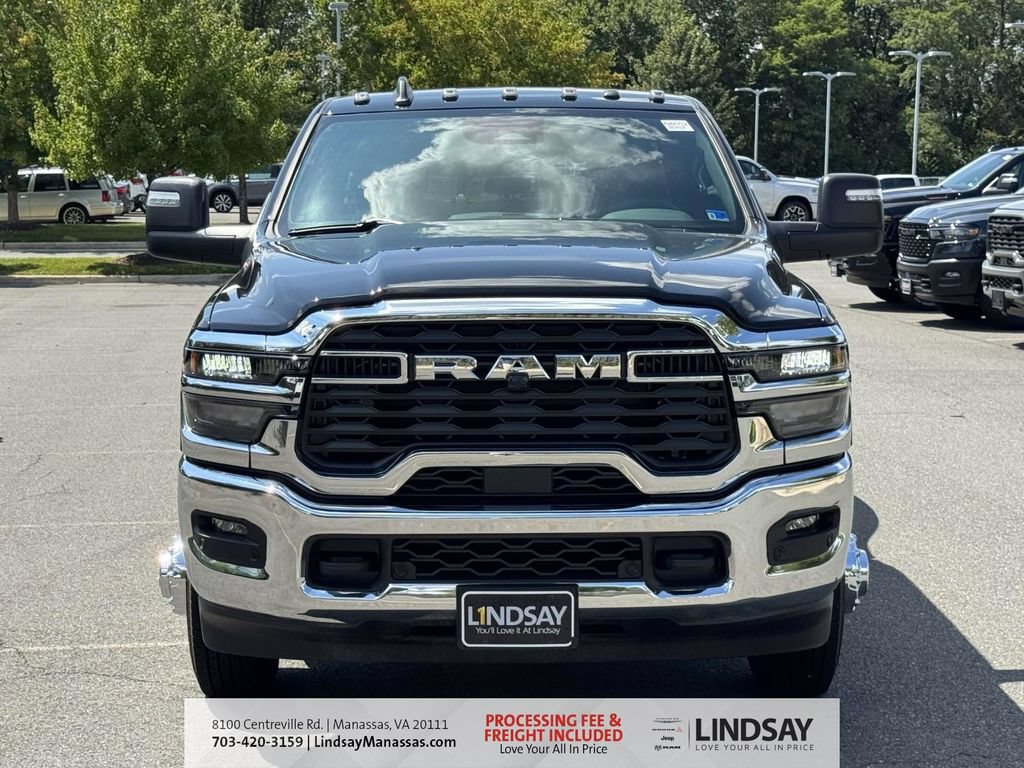 New 2026 RAM 3500 Big Horn AWD/4WD image 3