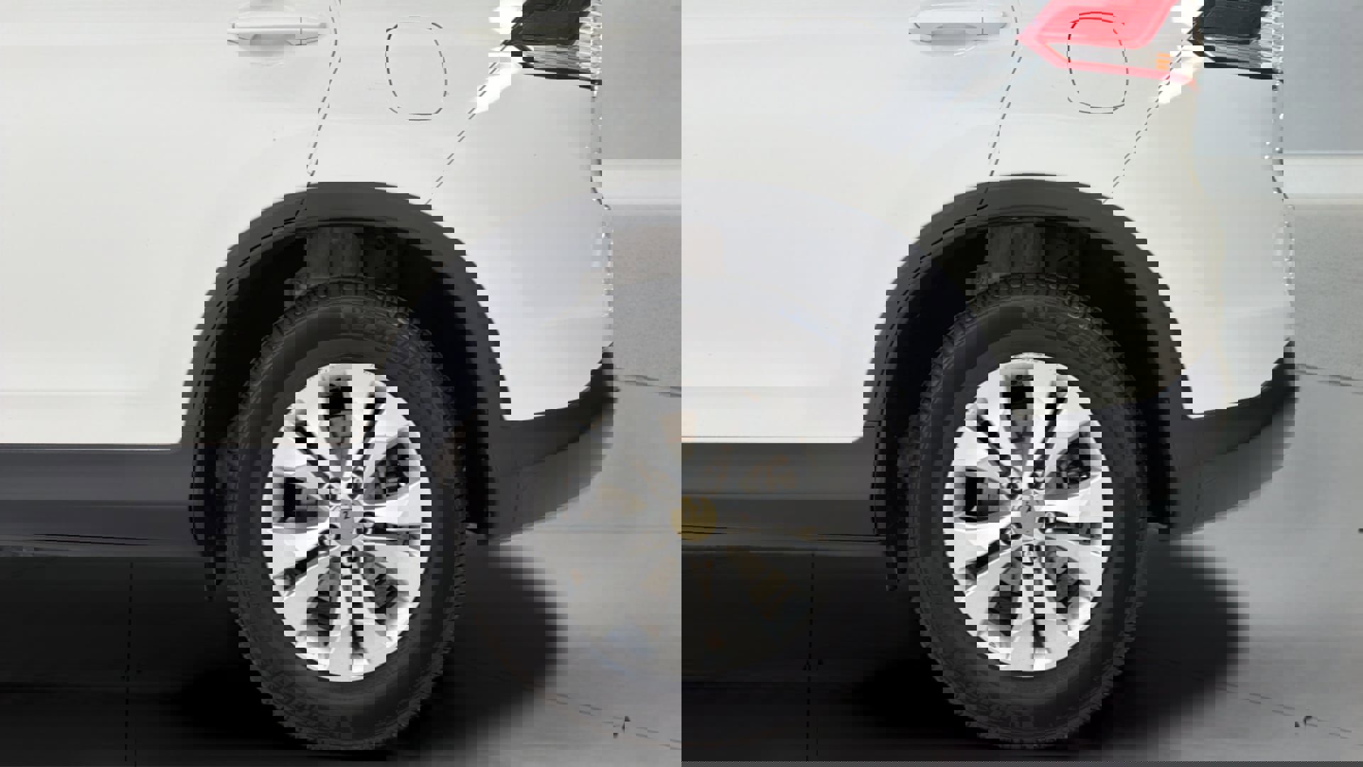 Used 2014 Honda CR-V EX-L image 4