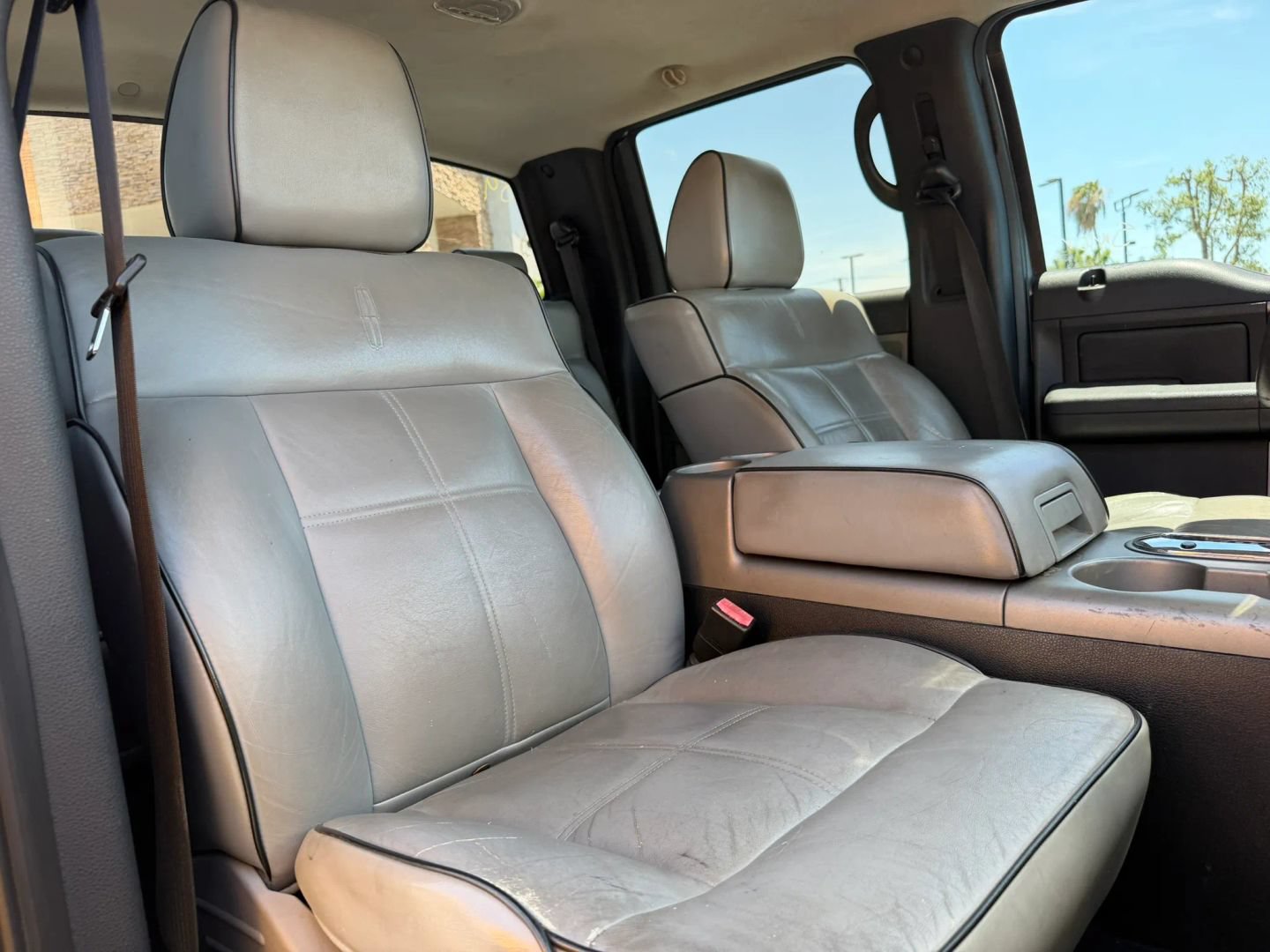 Used 2006 Lincoln Mark LT 2WD image 16