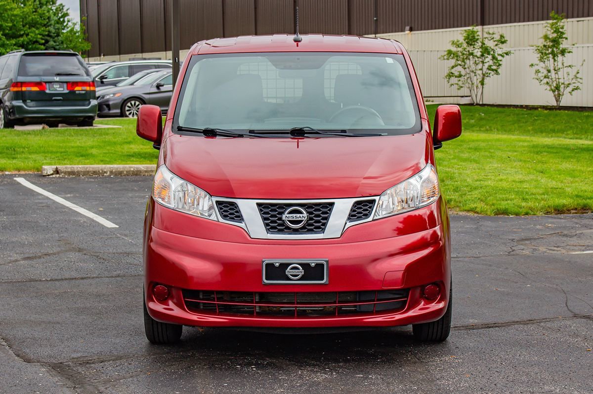 Used 2017 Nissan NV200 SV w/ Technology Package FWD image 2