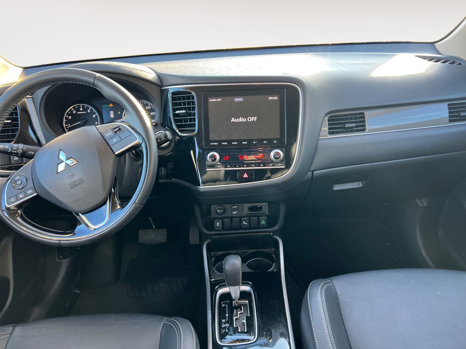 Used 2020 Mitsubishi Outlander SE image 11