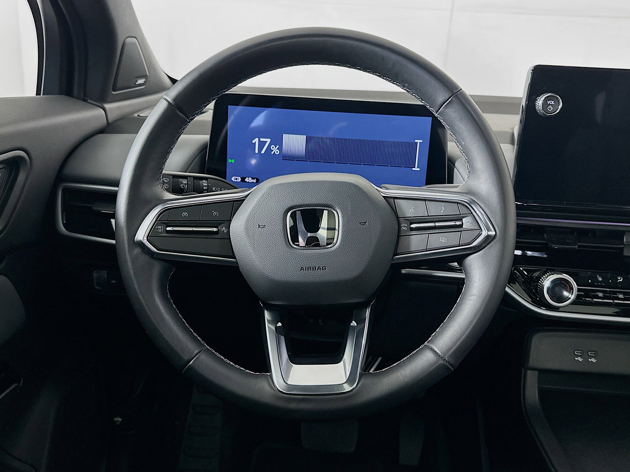 Used 2025 Honda Prologue Touring image 18