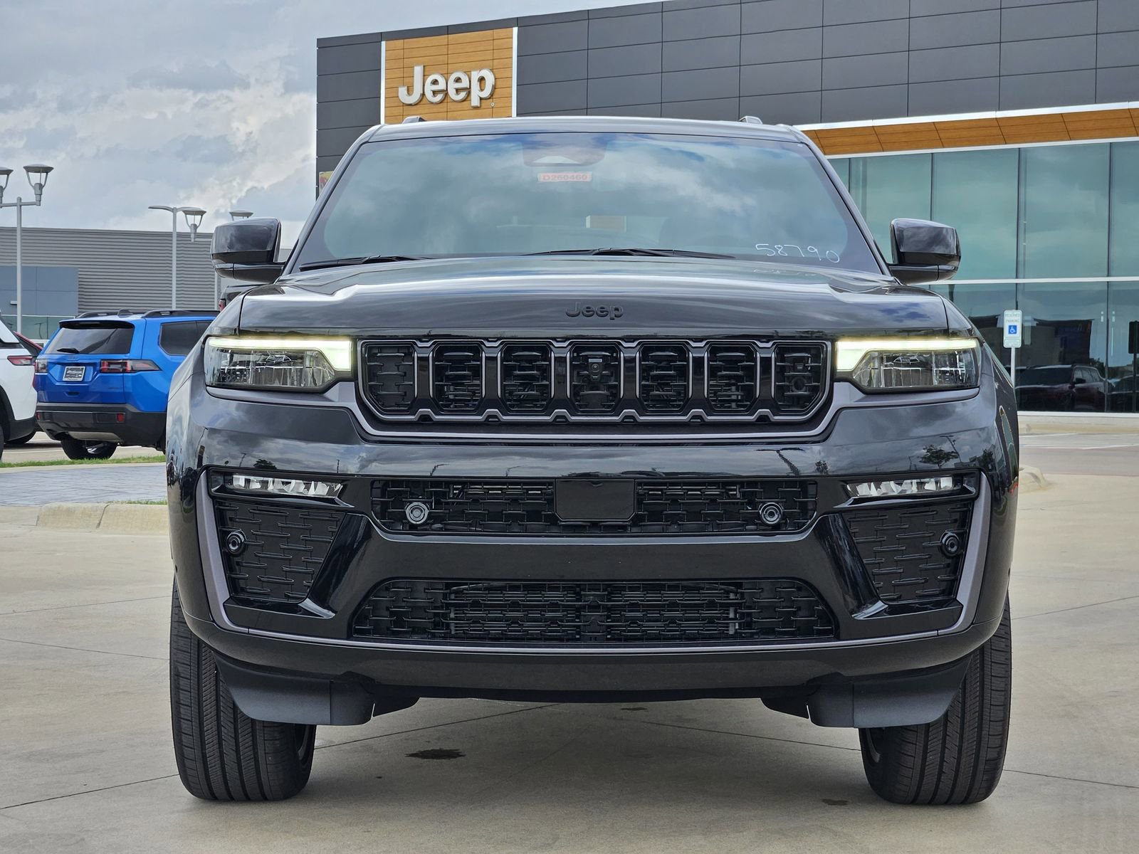 New 2026 Jeep Grand Cherokee L Summit AWD/4WD image 6