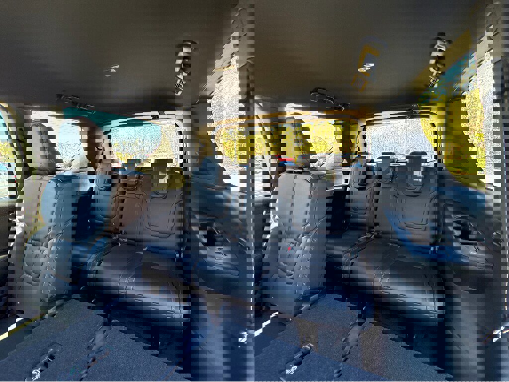 New 2026 Nissan Armada SL image 29