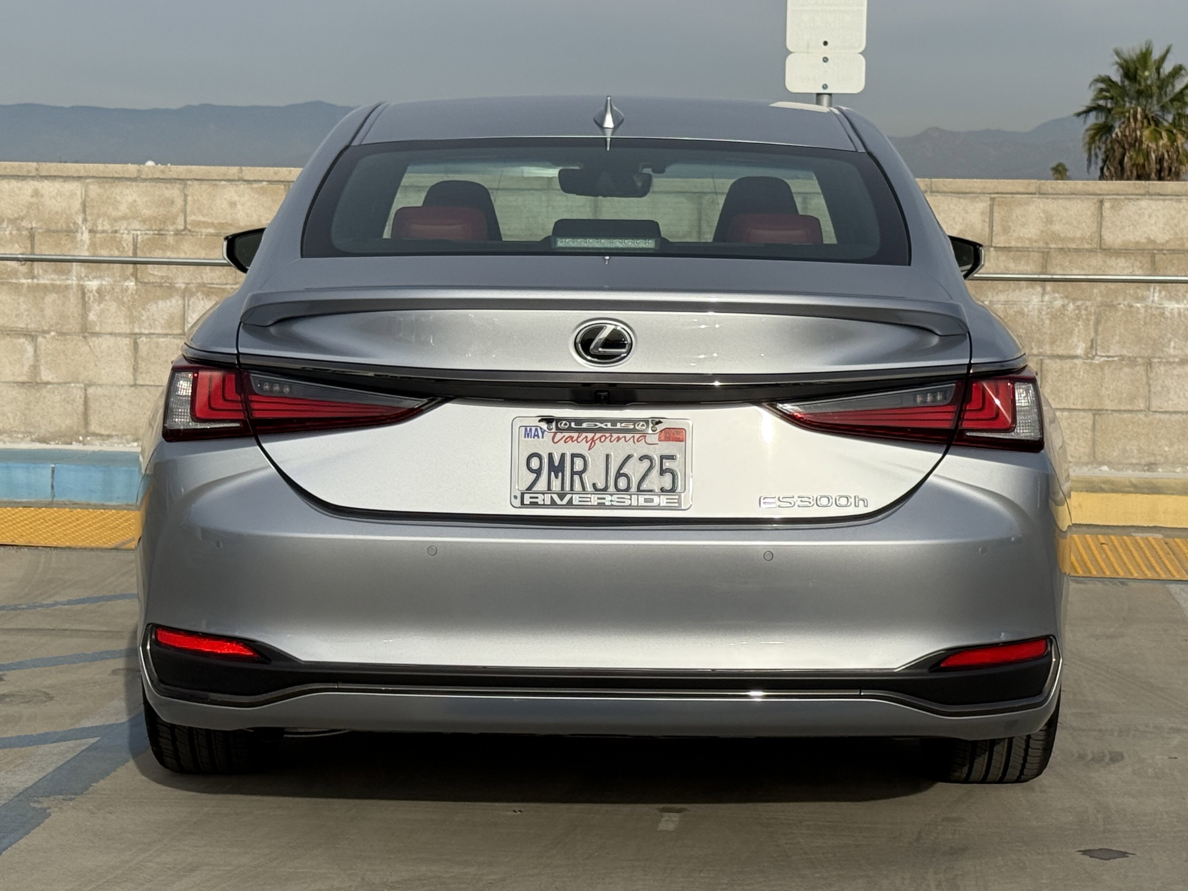 Certified 2024 Lexus ES 300h F Sport image 10