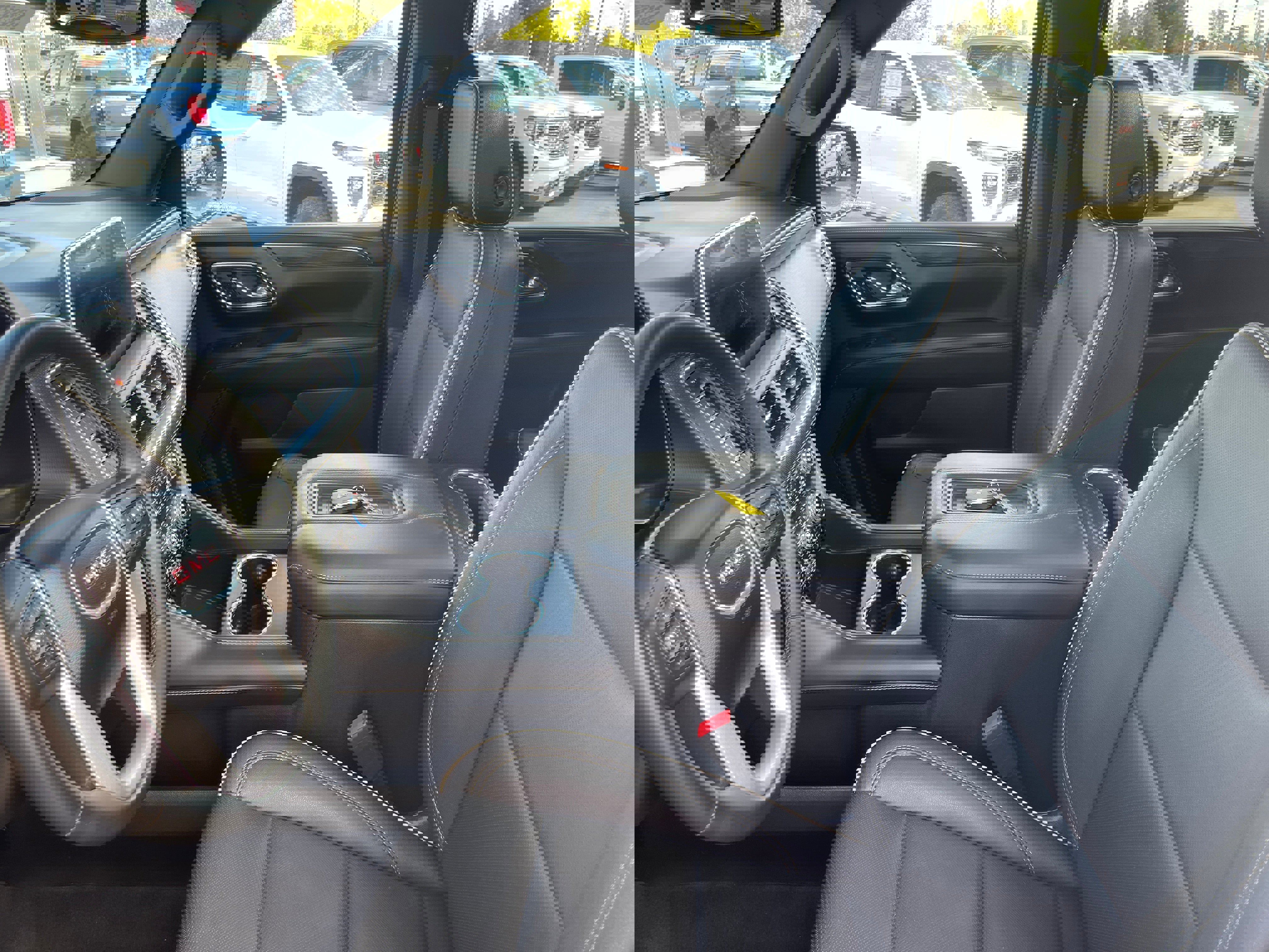 Used 2023 GMC Yukon XL SLT image 11