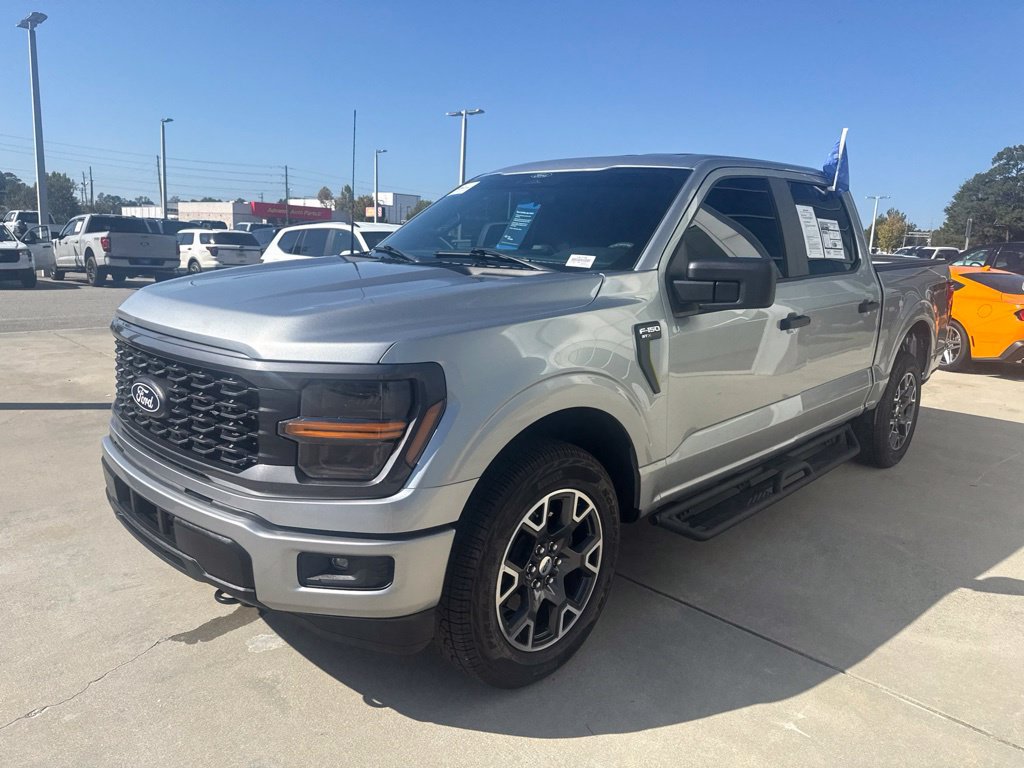 Used 2025 Ford F150 STX w/ Equipment Group 200A AWD/4WD image 3