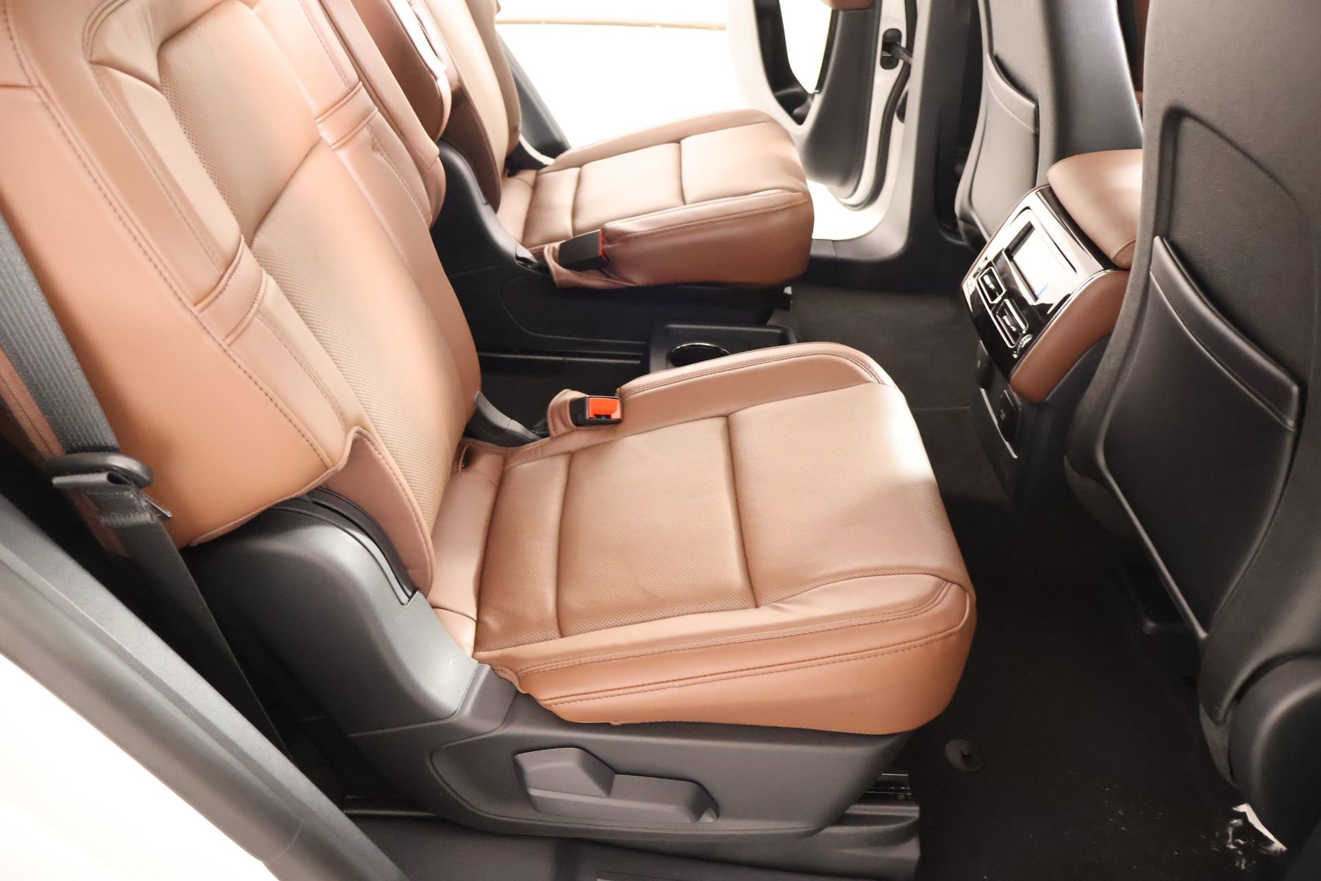 New 2026 Lincoln Aviator Reserve AWD/4WD image 15