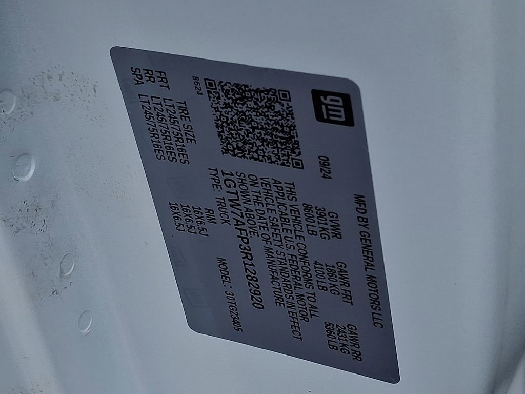 Used 2024 GMC Savana 2500 w/ Driver Convenience Package image 27