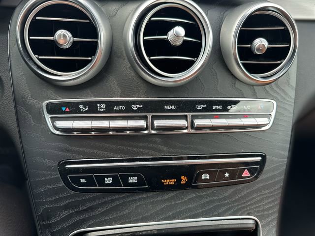 Used 2022 Mercedes-Benz GLC 43 AMG 4MATIC image 19