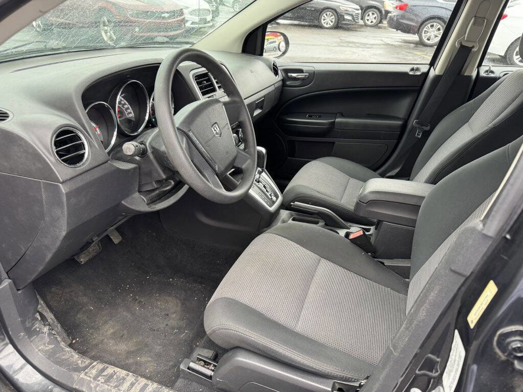 Used 2011 Dodge Caliber Mainstreet image 9