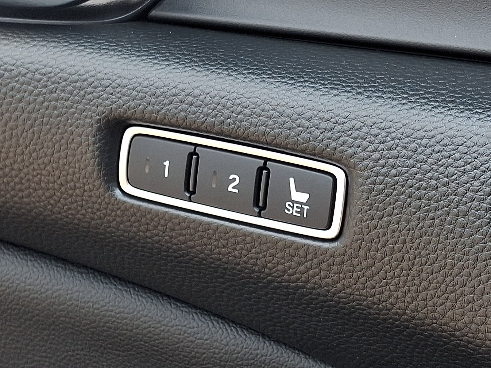 Used 2021 Honda Accord EX-L image 25