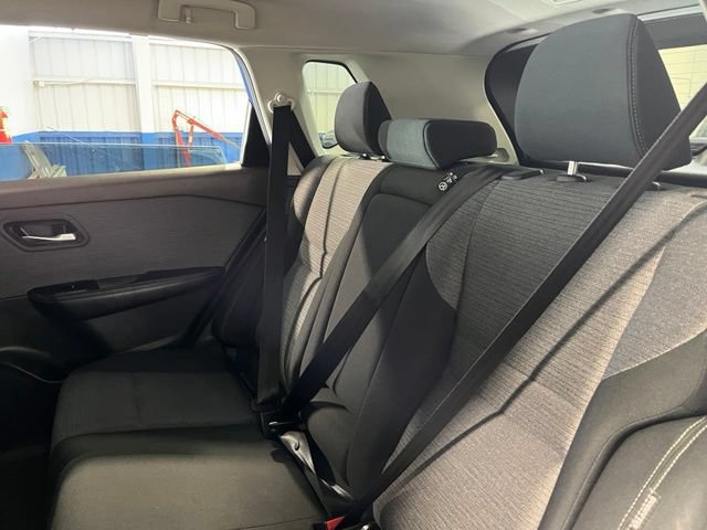 Used 2023 Nissan Rogue SV FWD image 18