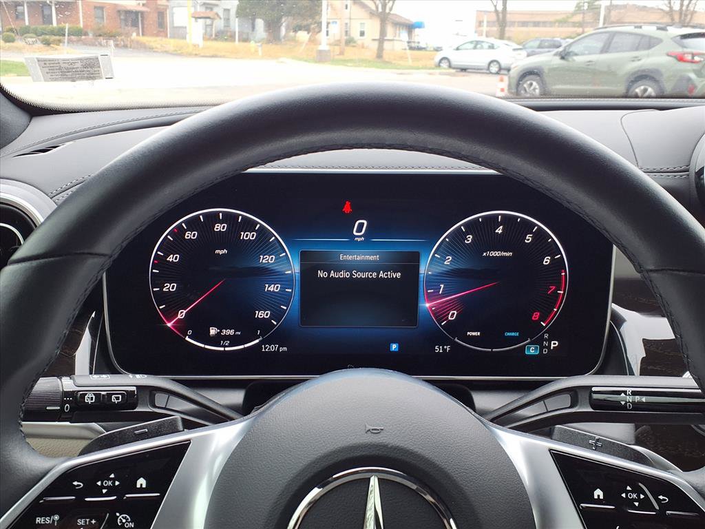 Used 2024 Mercedes-Benz GLC 300 4MATIC image 17