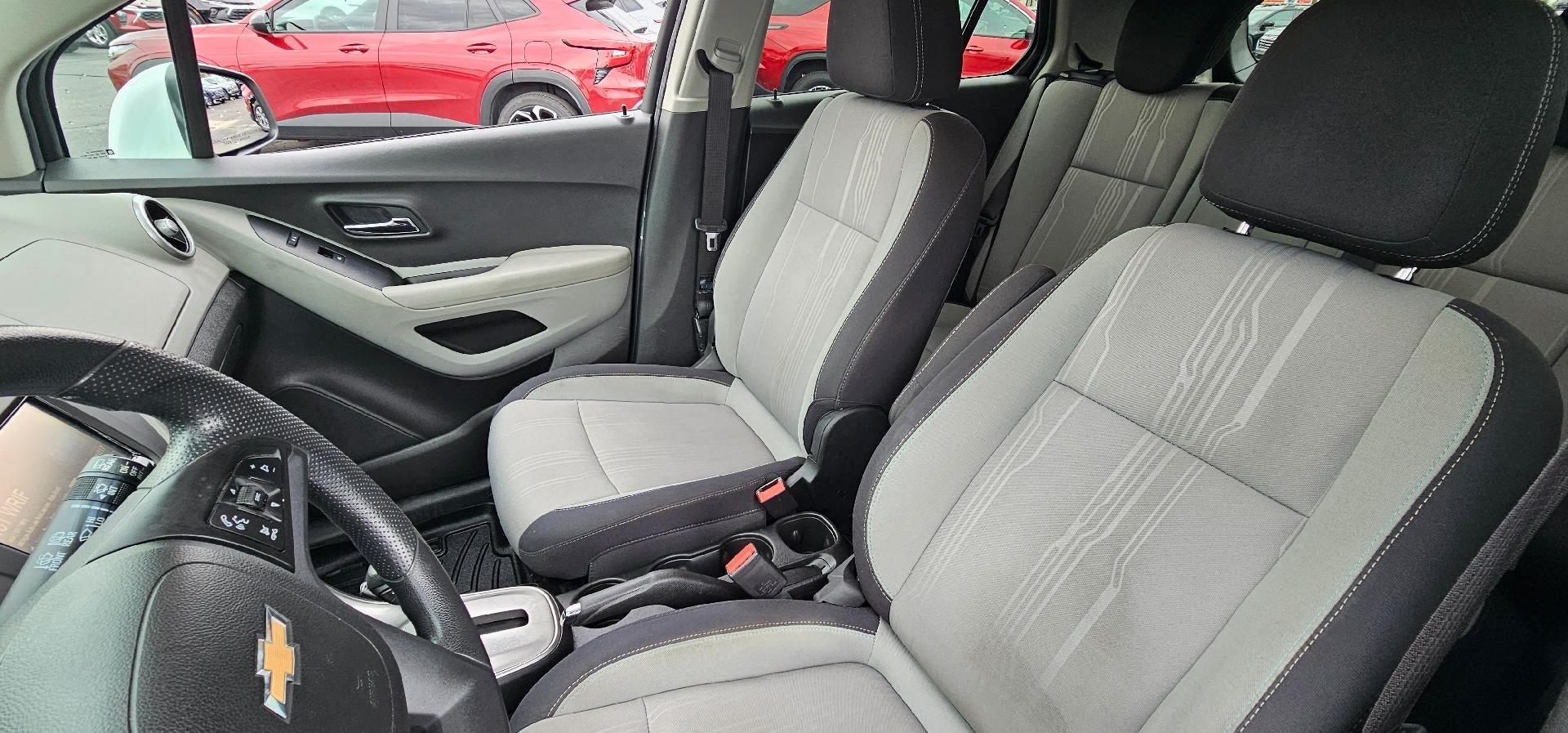 Certified 2016 Chevrolet Trax LT FWD image 10