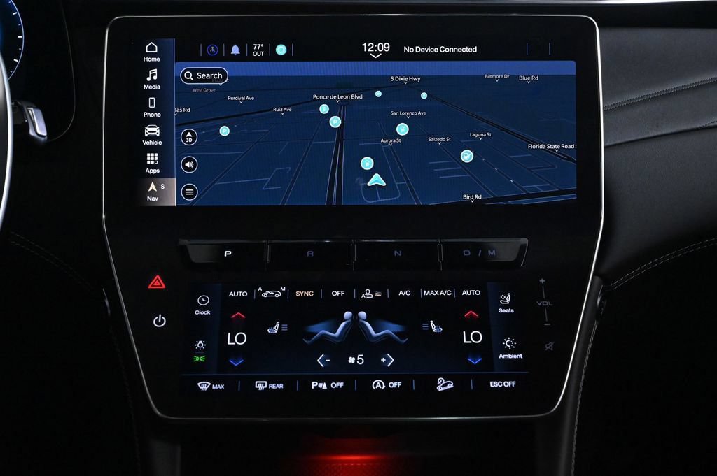 Used 2025 Maserati Grecale GT AWD/4WD image 13