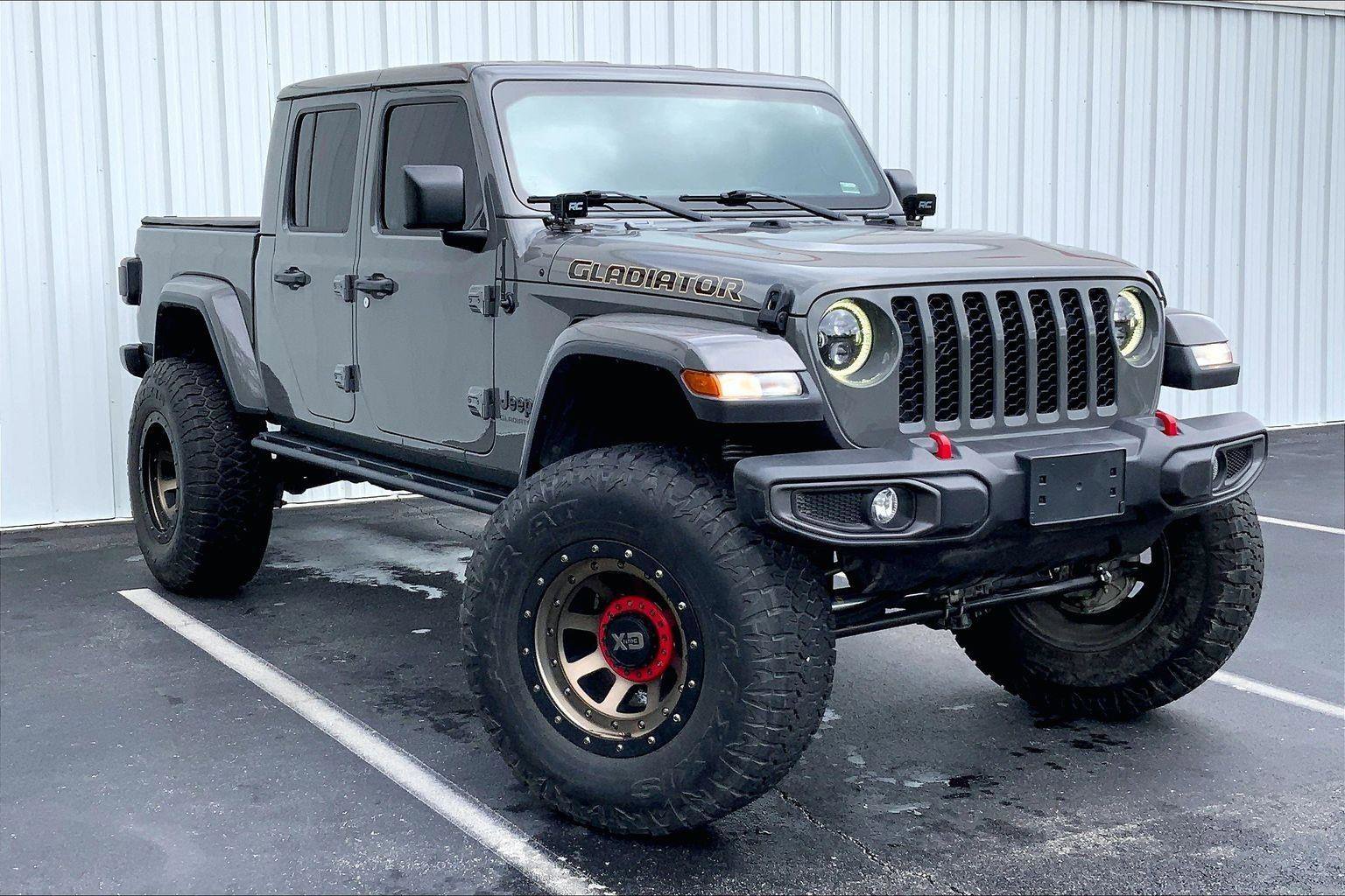 Used 2020 Jeep Gladiator Sport w/ Quick Order Package 24S AWD/4WD image 32
