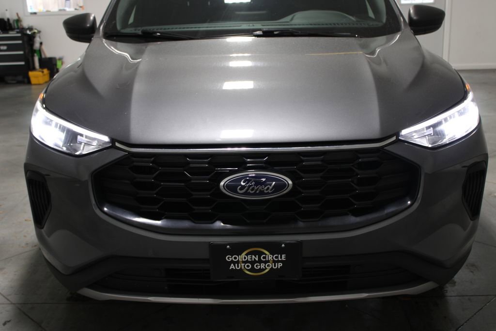 Used 2025 Ford Escape ST-Line AWD/4WD image 49