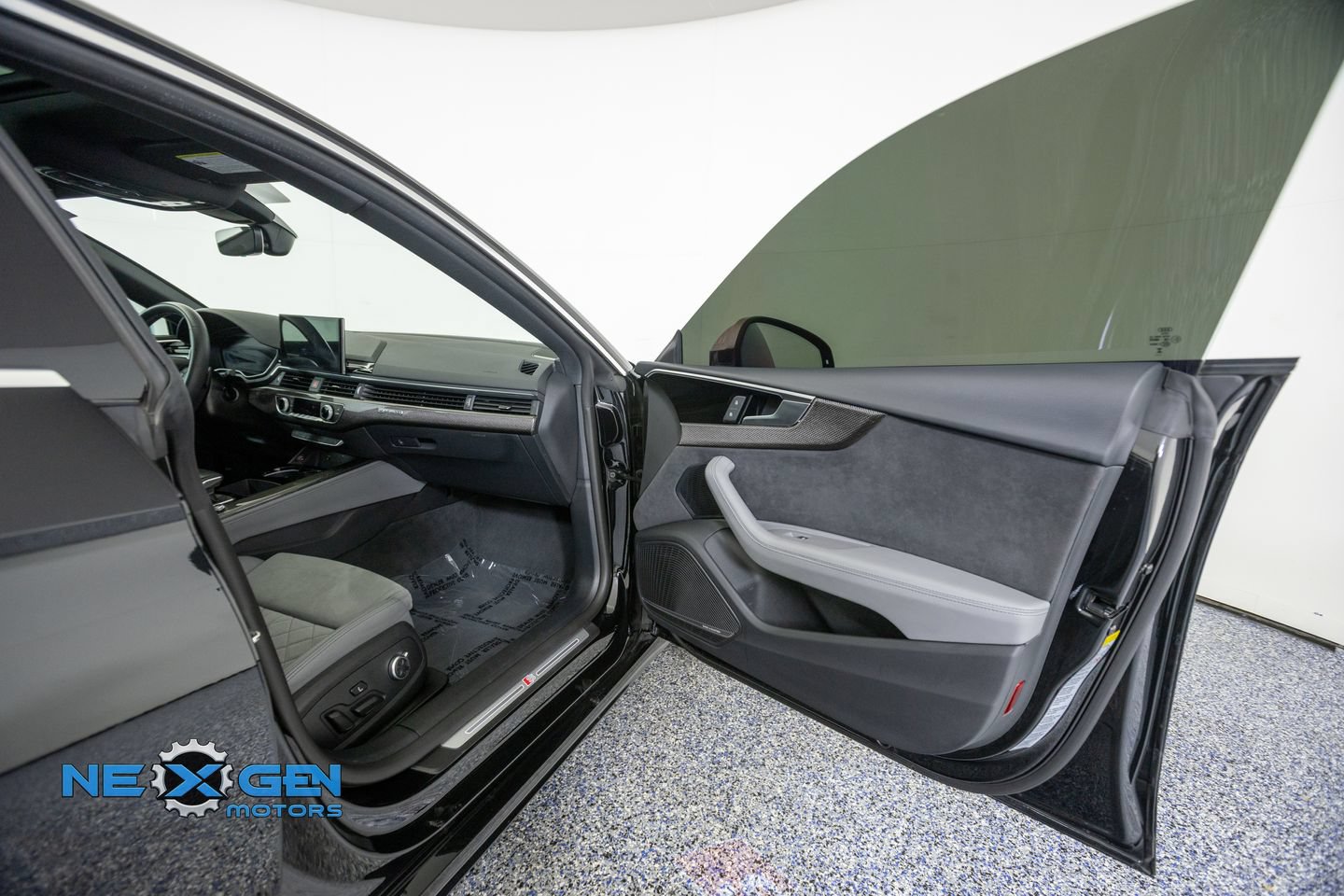 Used 2024 Audi S5 Premium Plus w/ Premium Plus Package AWD/4WD image 41