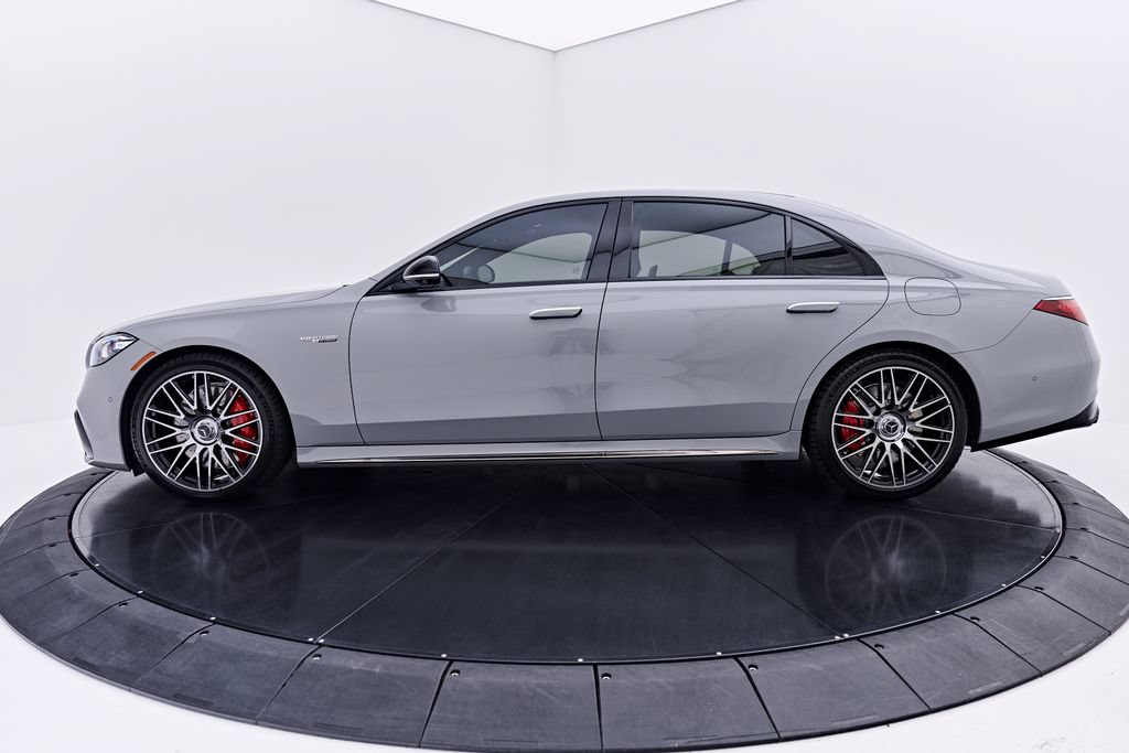 Used 2024 Mercedes-Benz S 63 AMG S w/ Rear Seat Package image 17
