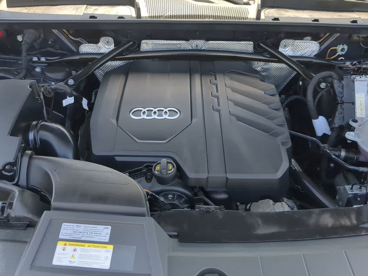 Used 2024 Audi Q5 2.0T Premium w/ Summer of Audi Package AWD/4WD image 14