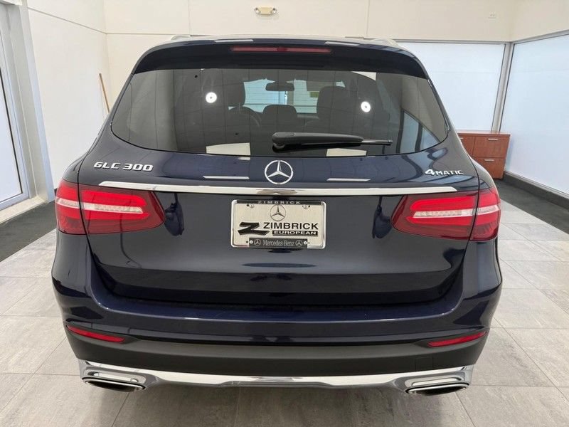 Used 2019 Mercedes-Benz GLC 300 4MATIC image 3