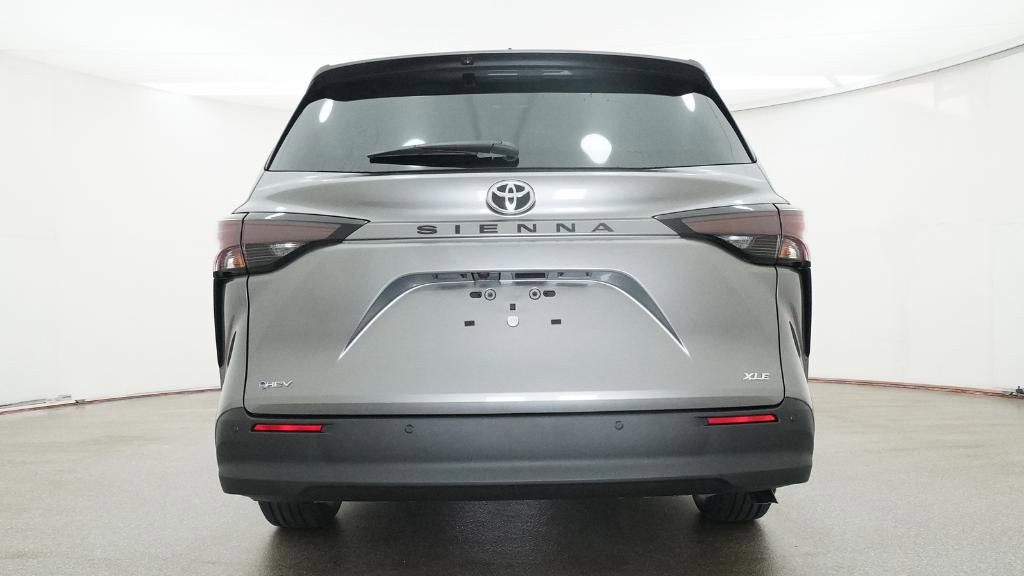 New 2026 Toyota Sienna XLE FWD image 41