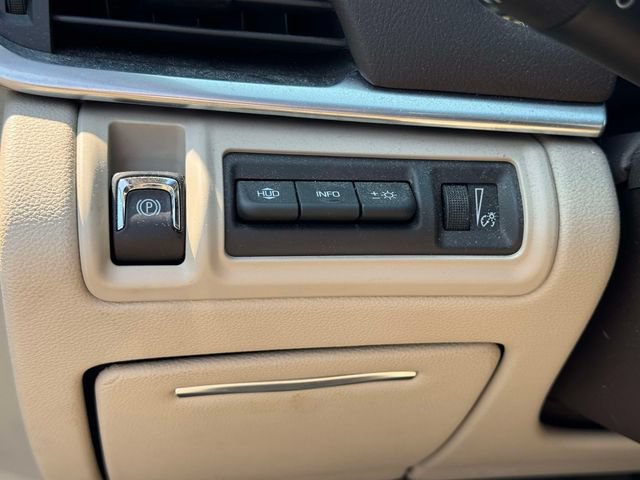 Used 2015 Cadillac XTS Premium w/ Driver Assist Package AWD/4WD image 26
