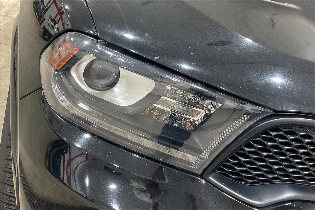 Used 2019 Dodge Durango SRT w/ Technology Group AWD/4WD image 30