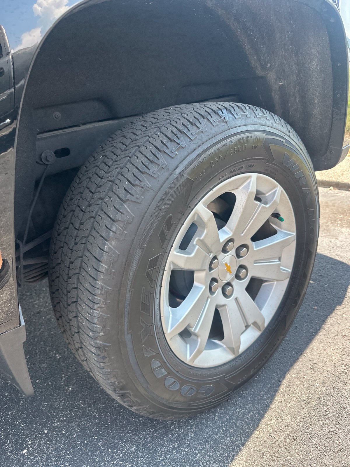 Used 2022 Chevrolet Colorado LT RWD image 6