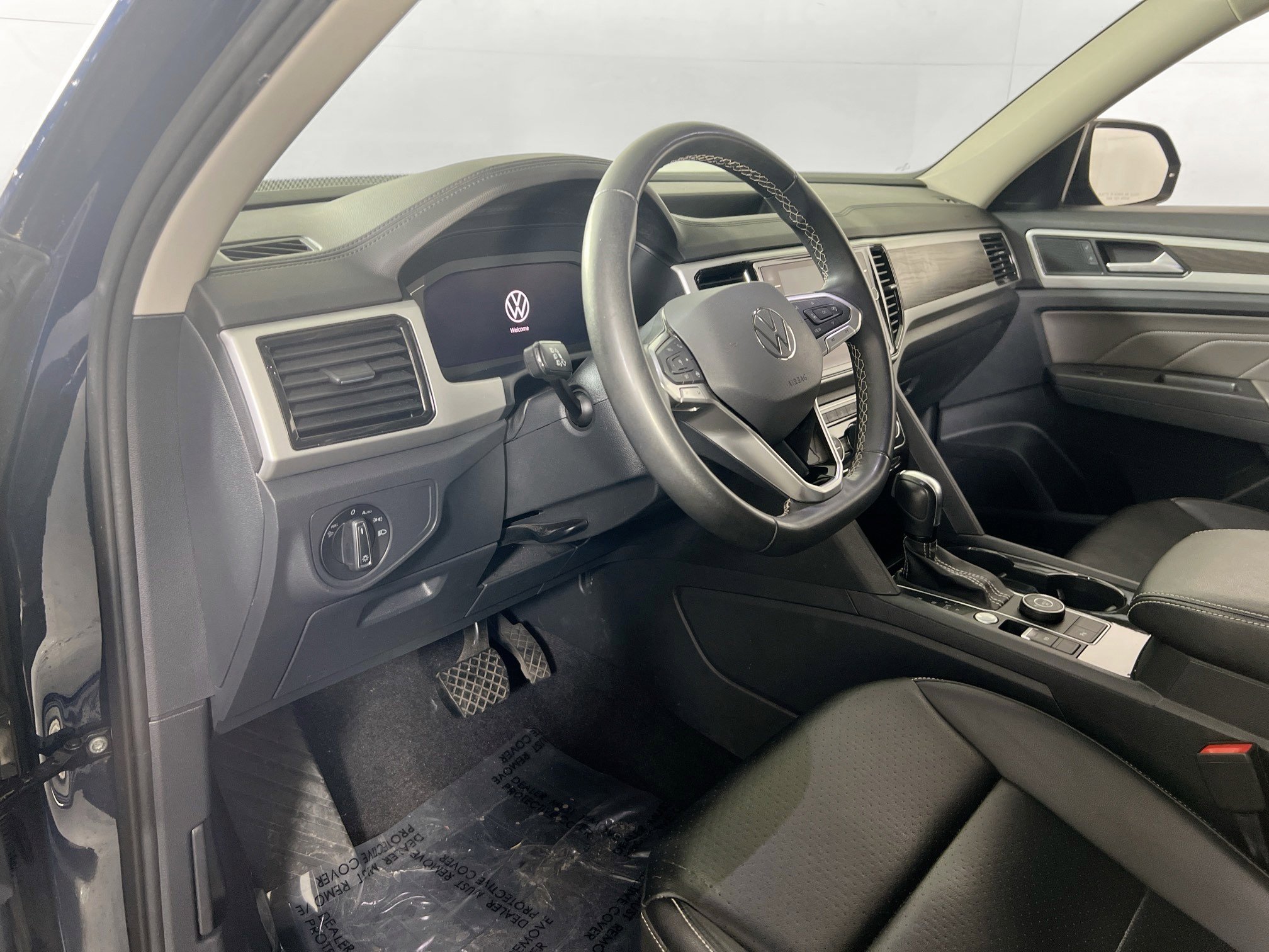 Used 2022 Volkswagen Atlas SE AWD/4WD image 9