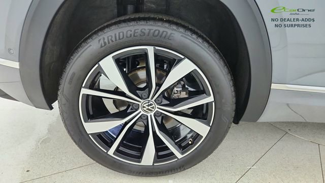 Used 2025 Volkswagen Atlas Cross Sport SEL Premium R-Line AWD/4WD image 64