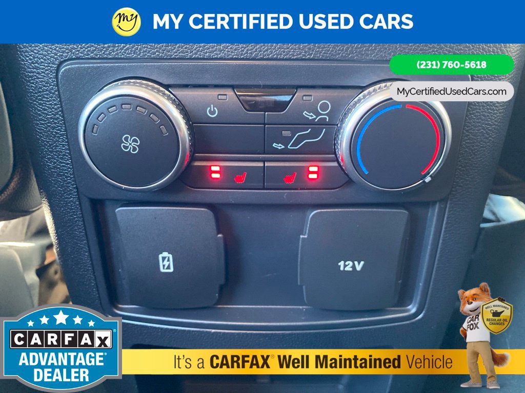 Used 2020 Ford Explorer XLT w/ Equipment Group 202A AWD/4WD image 23