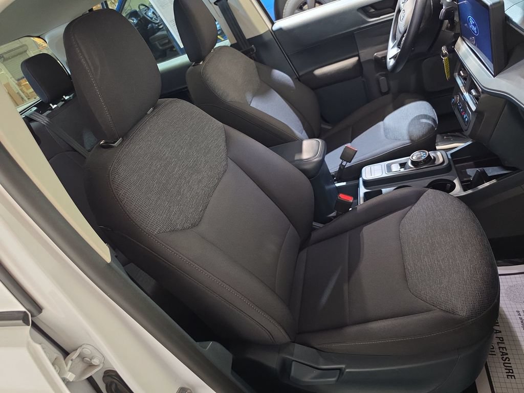 Used 2025 Ford Maverick XL w/ Equipment Group 101A AWD/4WD image 23