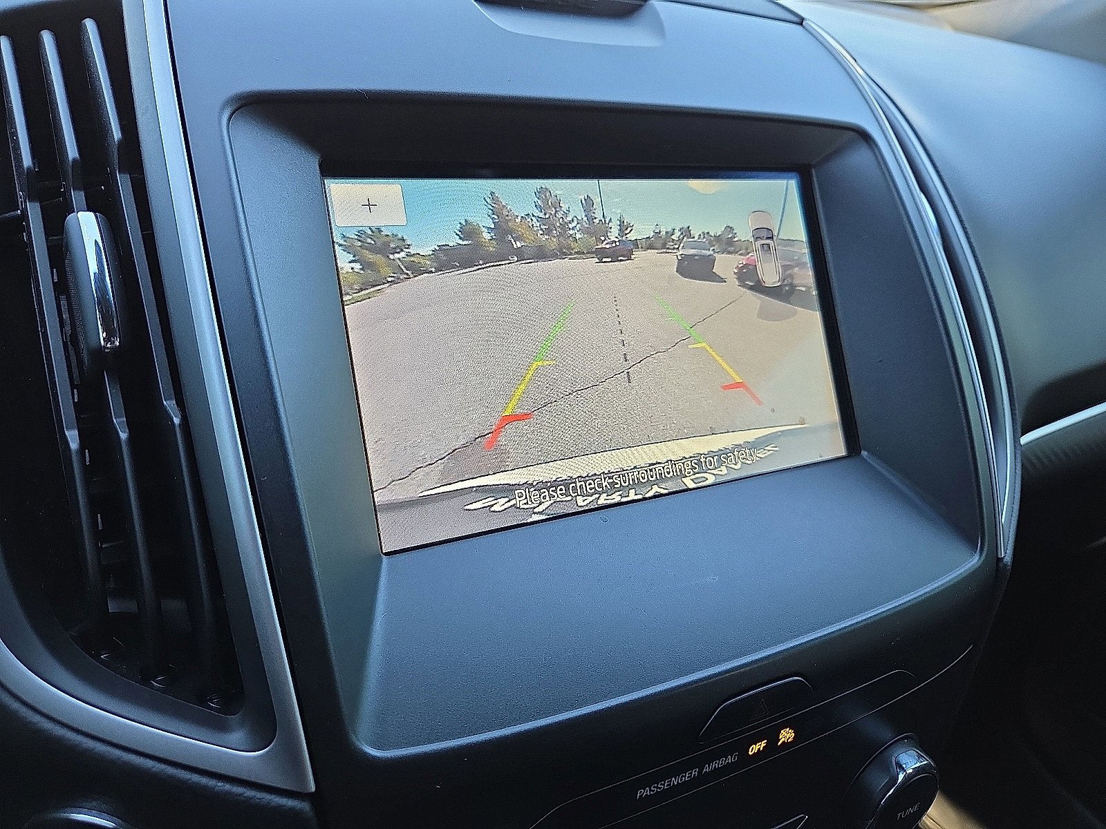 Used 2020 Ford Edge ST-Line w/ Cold Weather Package image 16