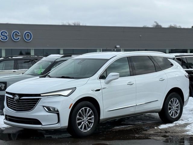 Used 2024 Buick Enclave Premium image 29